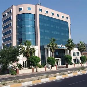 3* Otel Milashan